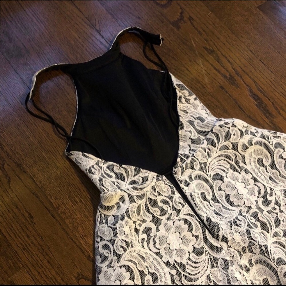 Floral Lace Halter Black White Size S Dress Regency Glam Marilyne Monroe Style - Picture 7 of 7